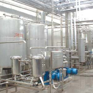 Steam distillation equipment