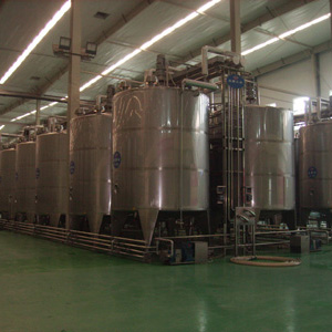 Beverage production line